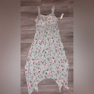 No Boundaries Size Medium 7/9 Floral Mint Sundress Built In Bra Flowy New W Tags